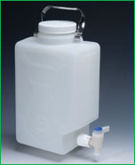 Fluorinated Rectangular Carboy with Spigot